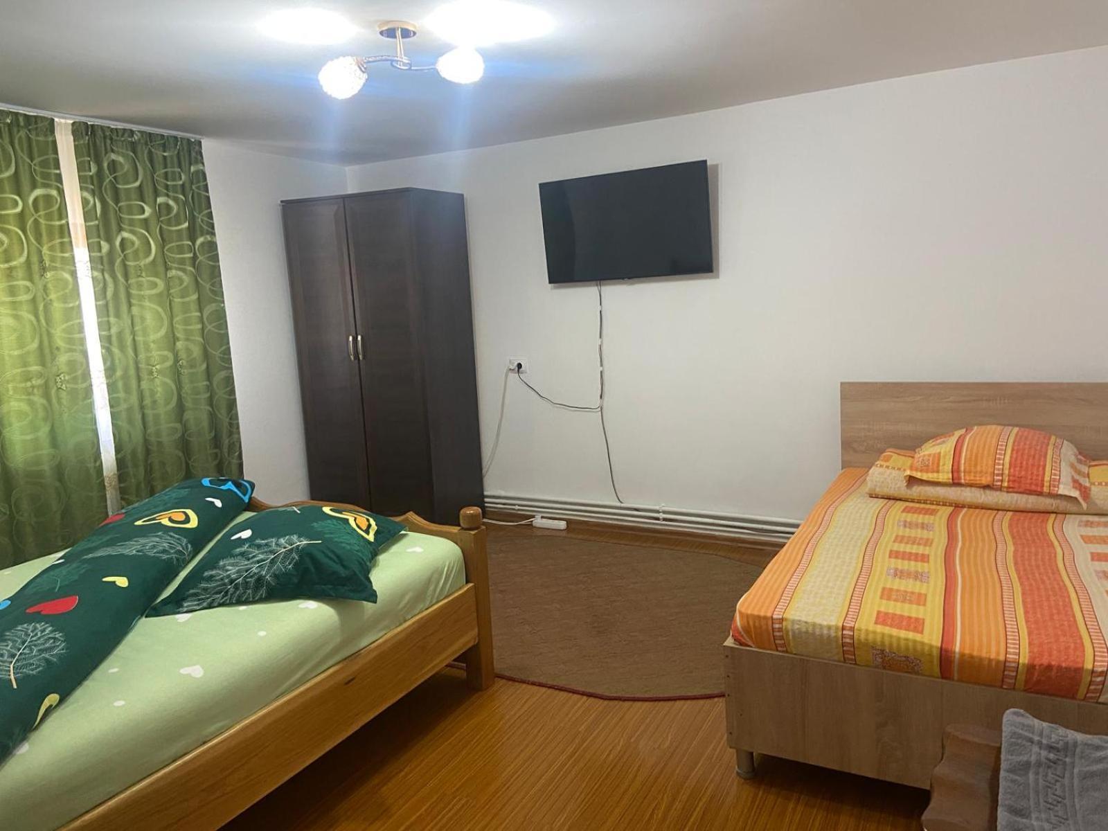 Pensiunea Casa Deny Новач-Стрэйни Экстерьер фото