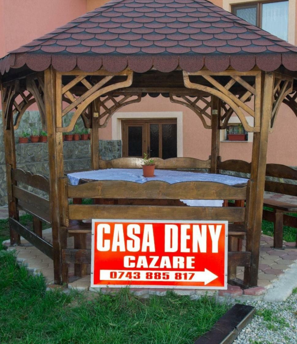 Pensiunea Casa Deny Новач-Стрэйни Экстерьер фото